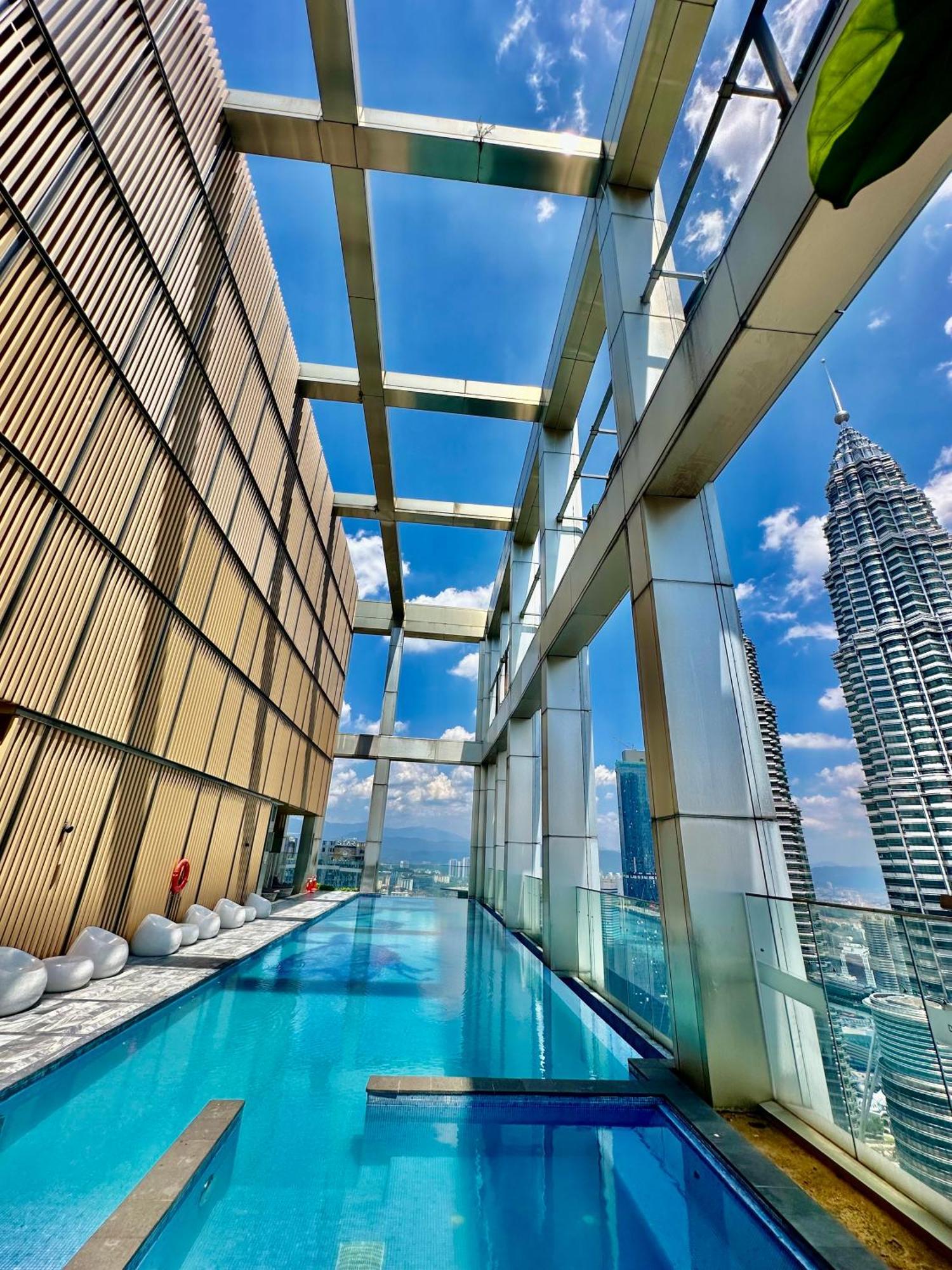 Victoria Home Tropicana The Residence Klcc Bukit Bintang Kuala Lumpur Exterior foto